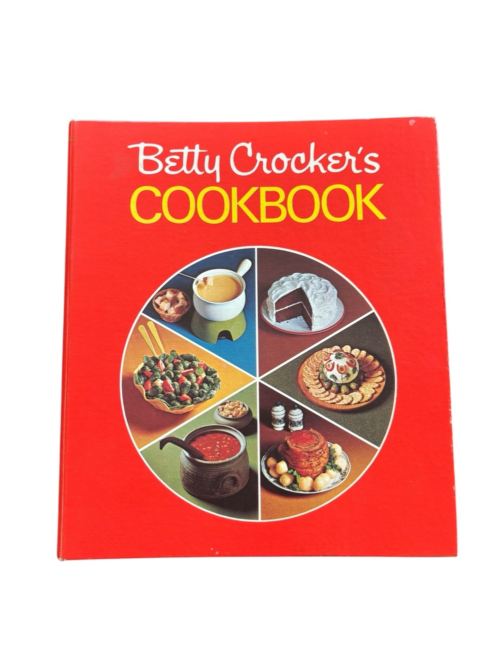 VTG Betty Crocker Cookbook Hardcover Ring Binder Pie Cover 1969 First Printing